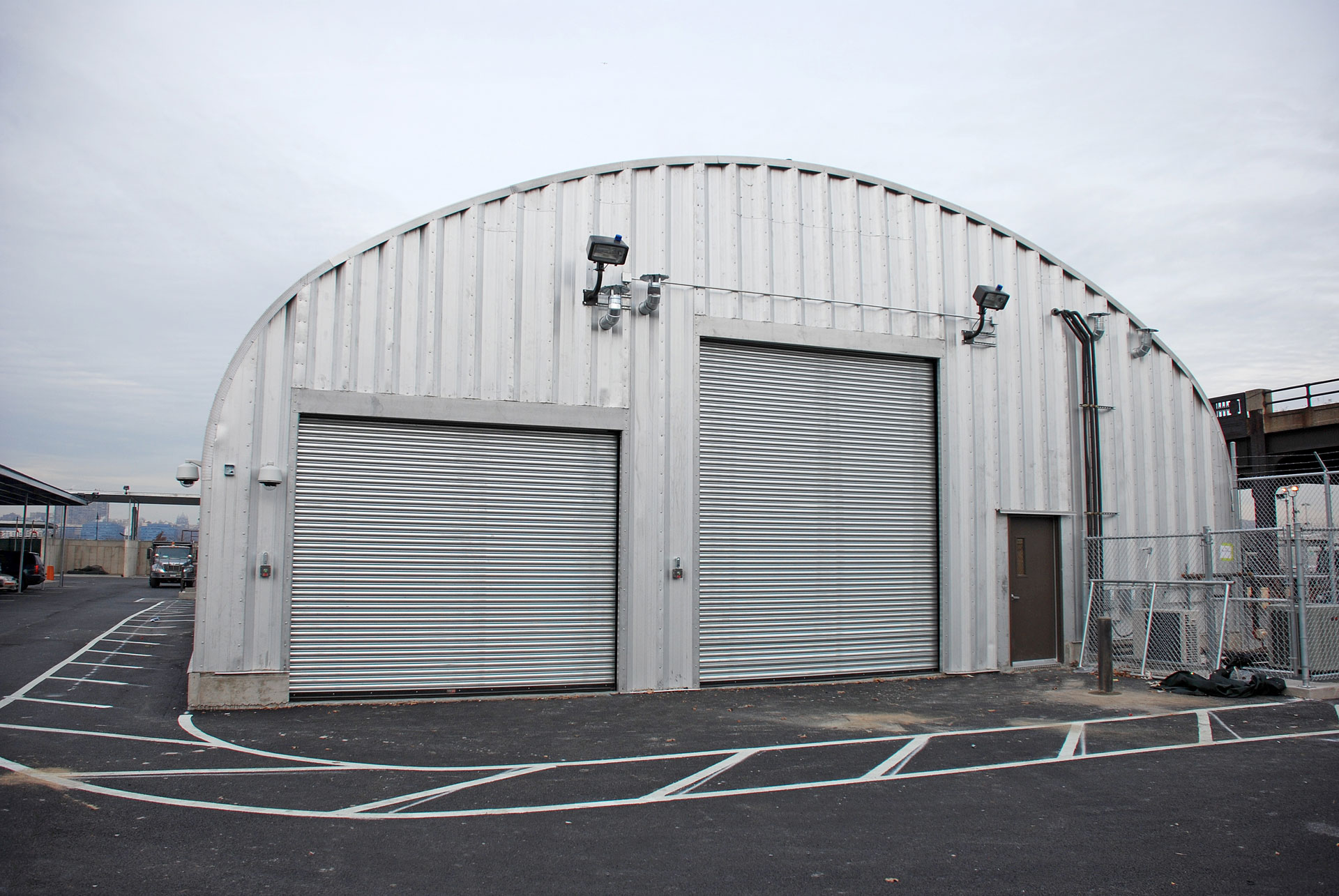 Commercial & Industrial Steel Arch Buildings